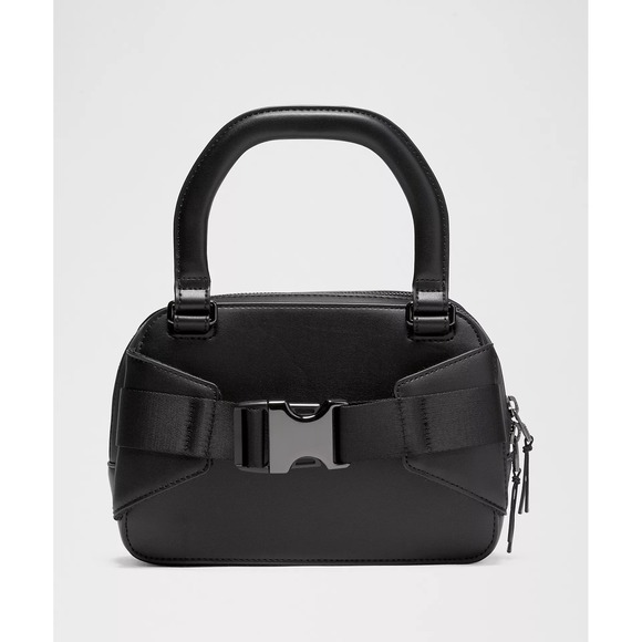 large black lululemon belt bag All Night Festival Crossbody Micro 2L plus a little extra Lululemon everywhere belt bag vs